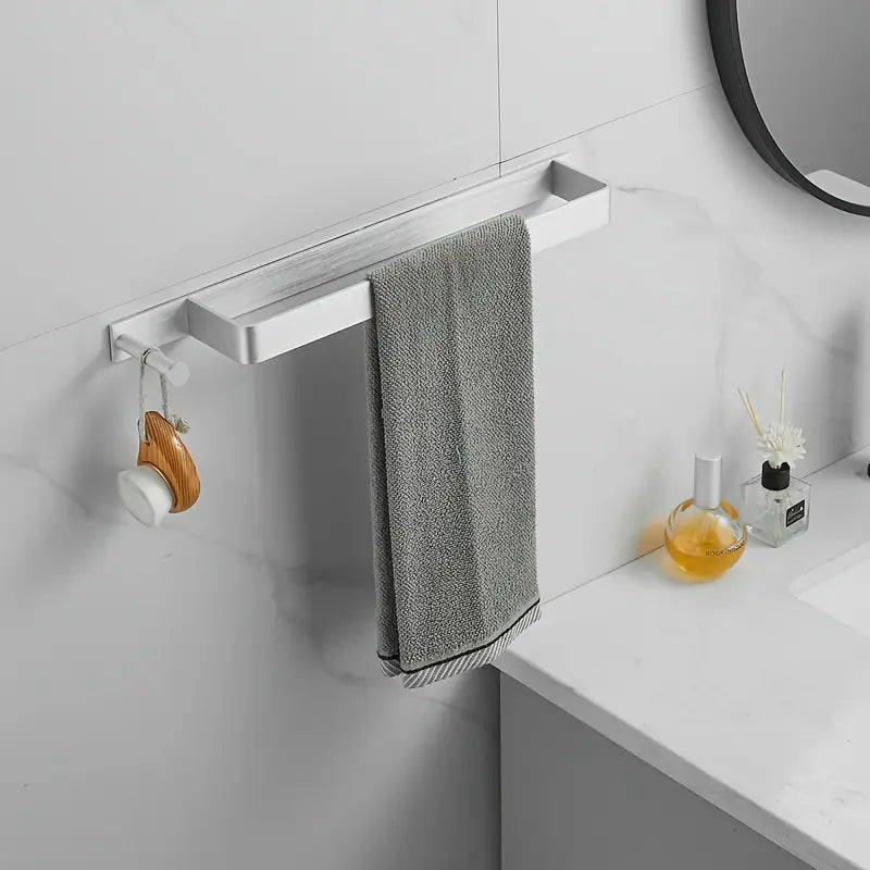 Elegant handdukshållare i modern design - Handduksstång I Rostfritt Stål 40cm